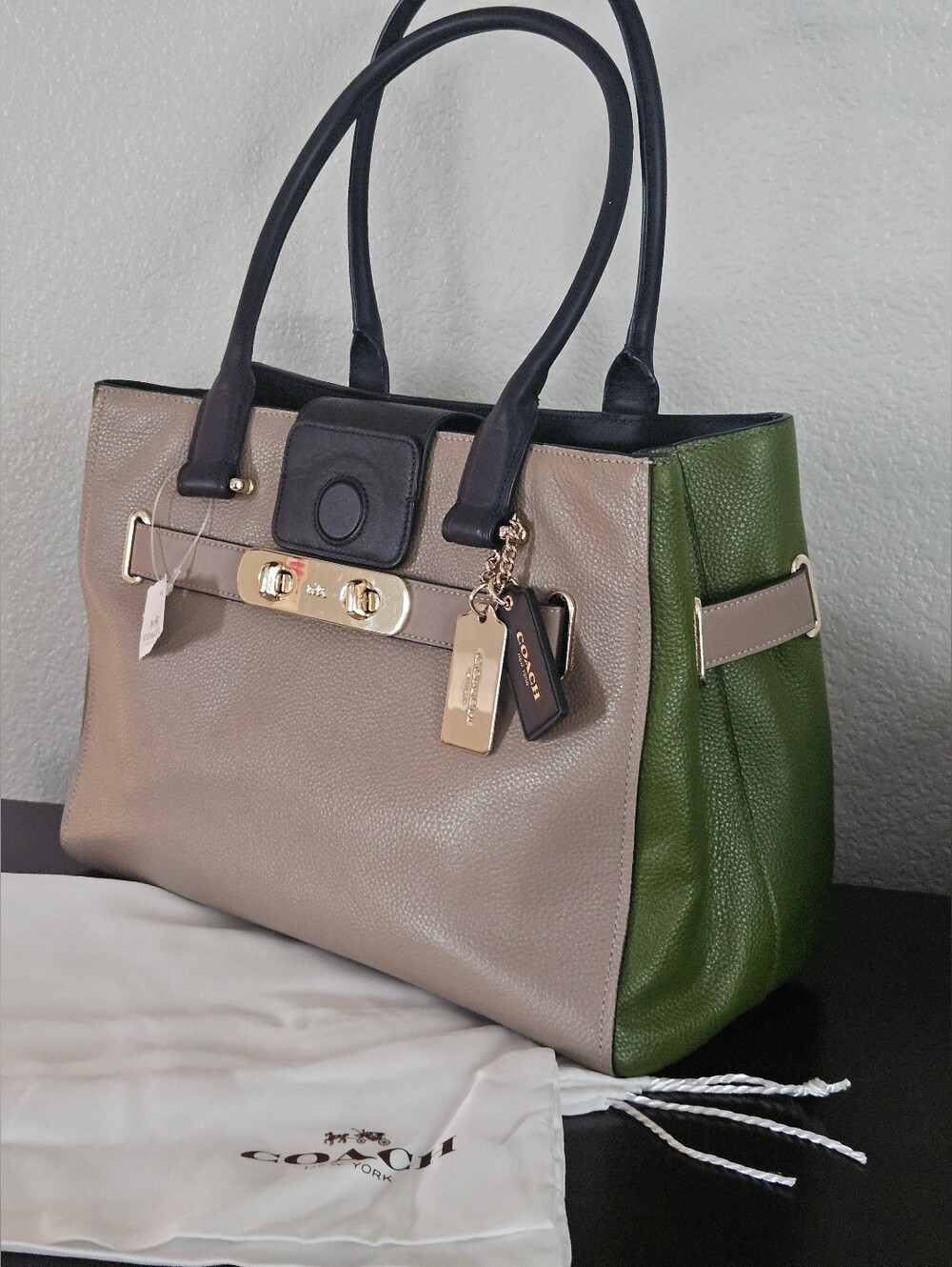Coach Swagger Carryall In Colorblock